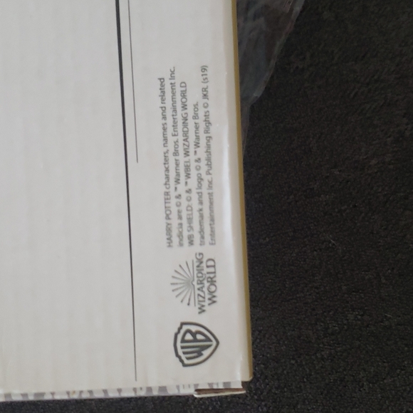 Harry Potter Cloak of Insivibility - Picture 9 of 9